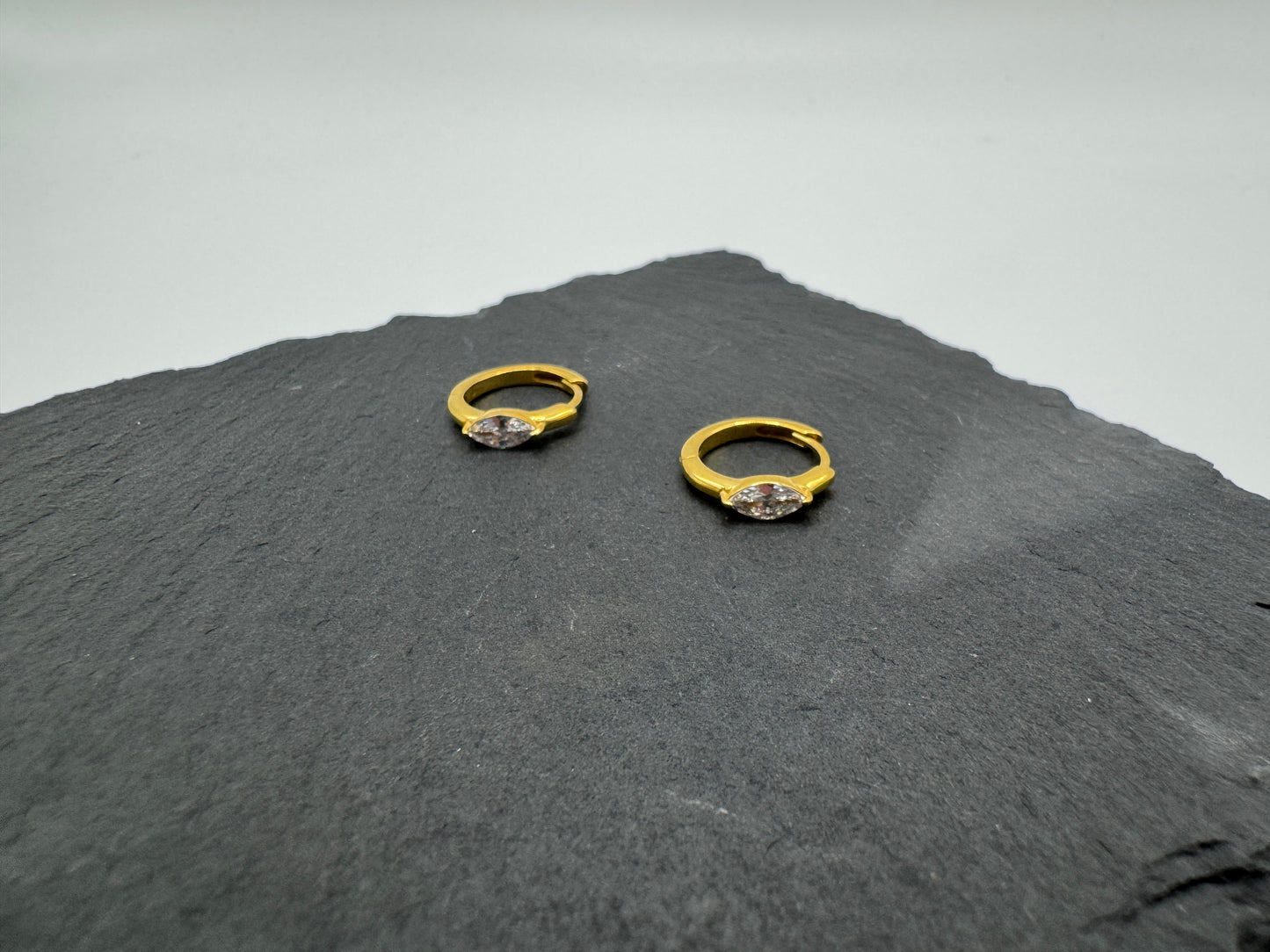 10 mm Kreolen mit weißenMarquise-Cubic-Zirkonia